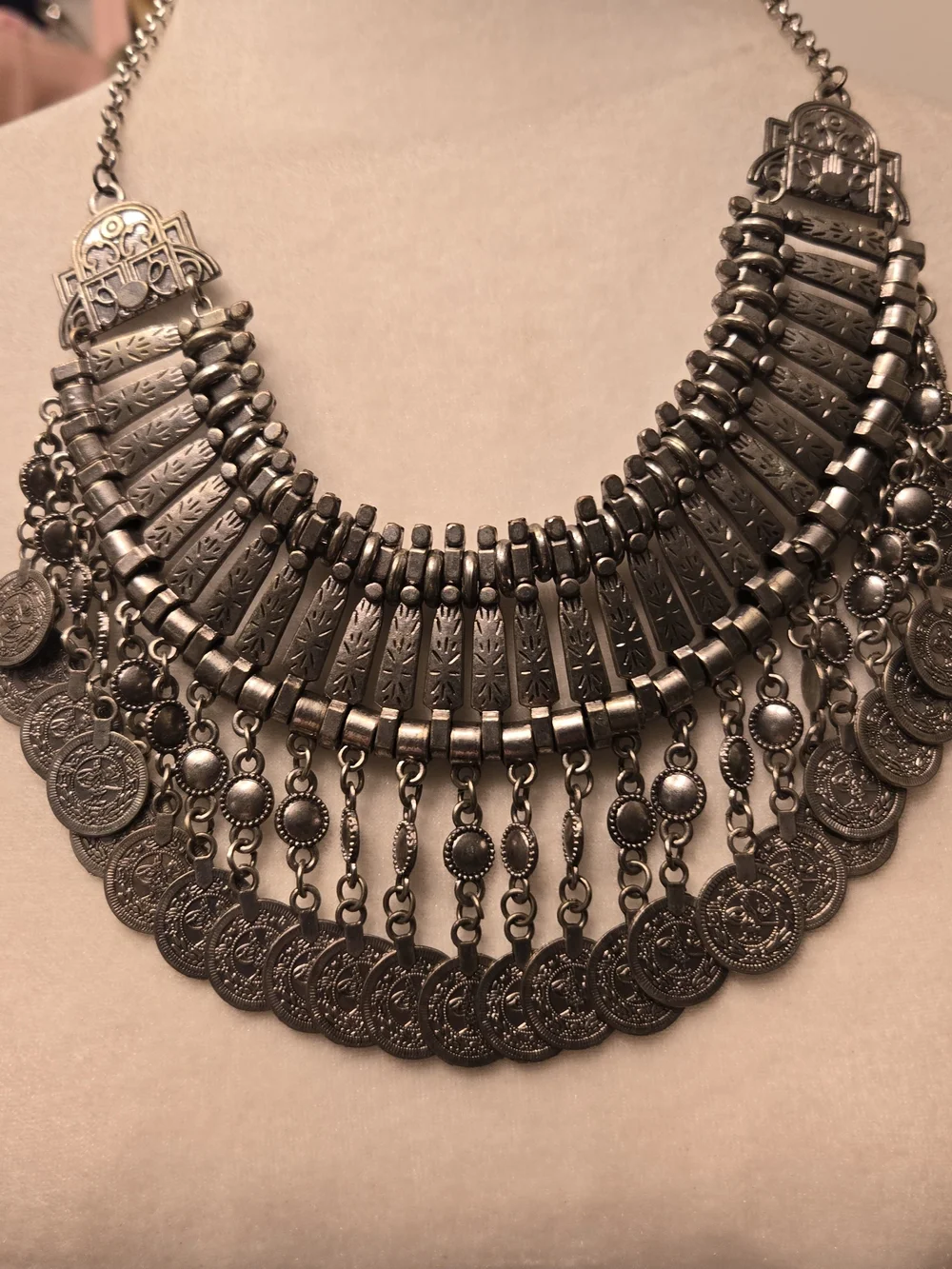 Vintage Women’s Statement Coin Bib Necklace -tone Silver